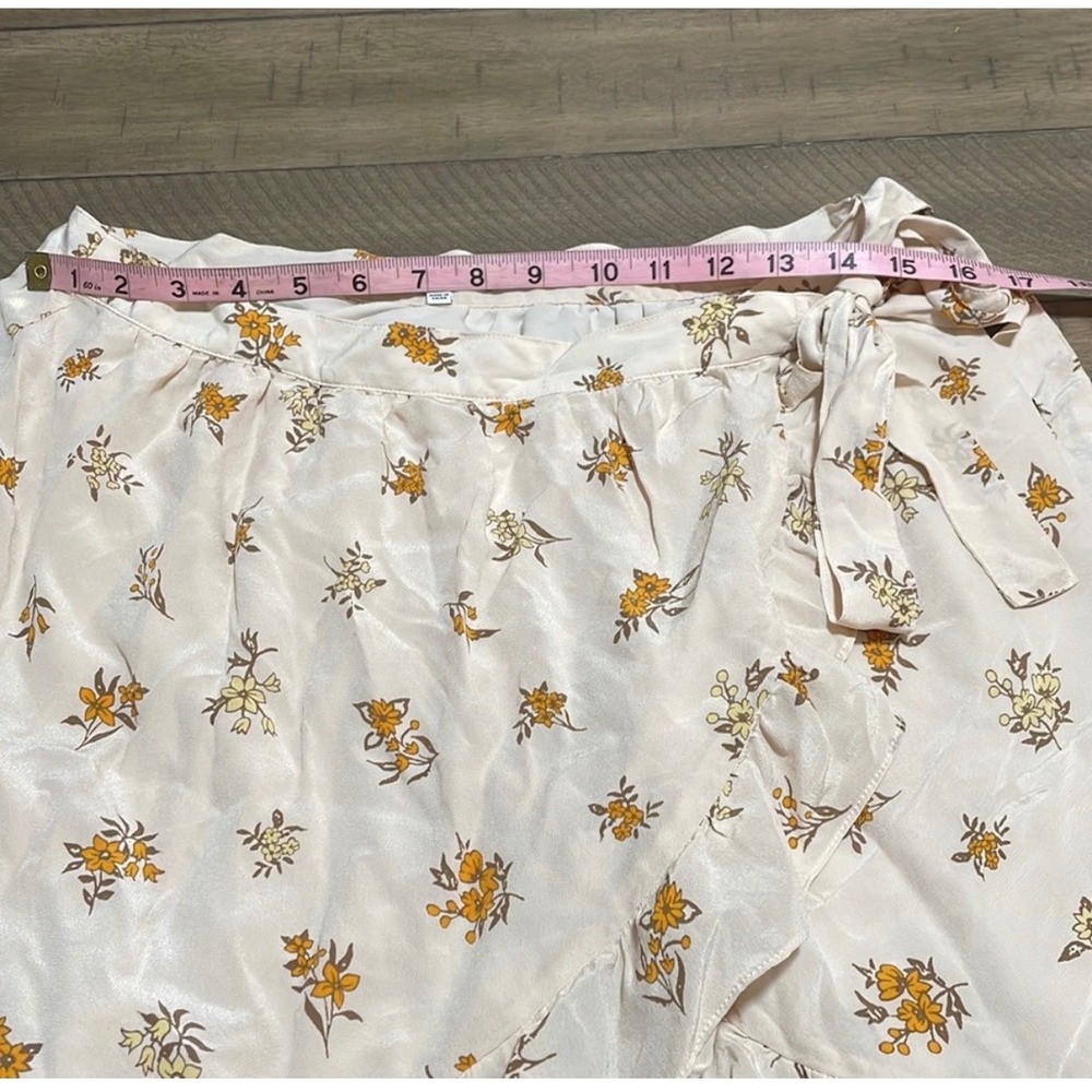 Madewell Meadow Floral Silk Wrap Mini Skirt Cream Orange 10 - Picture 6 of 7
